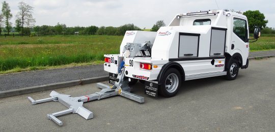 MAXILIFT PF3000 WITH ASSISTANCE BODY