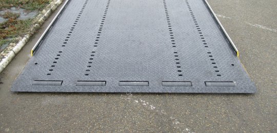 Deck in sheets metal reinforced LARME 4/6 mm GALVANIZED, 12mm sides with corner piece