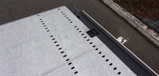 Replacement grating floor with 5/7 galvanized tear plates